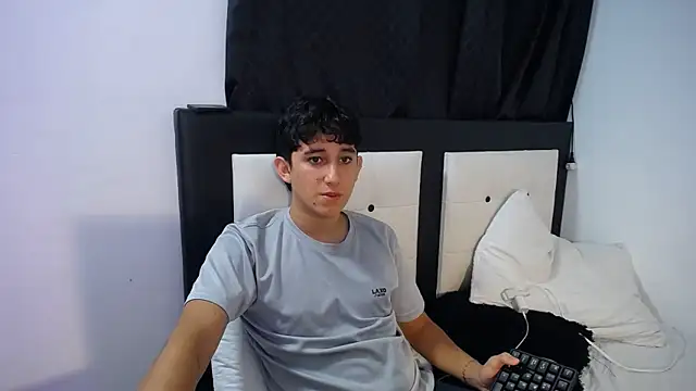 Dravith Valery online show from February 17, 4:53 am