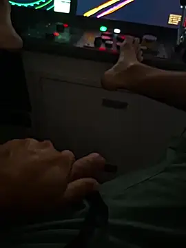 shainnfk online show from December 3, 6:06 pm