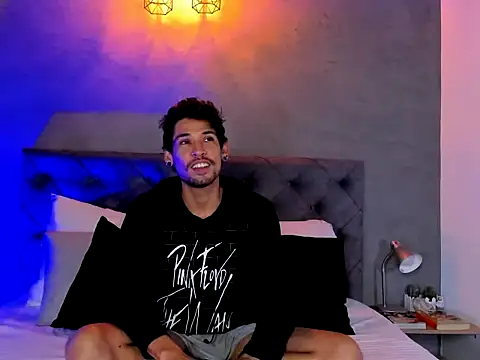 MaxHuston online show from November 14, 7:07 am