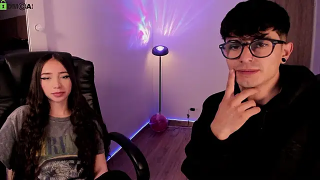 Mikeyvioleta  online show from March 11, 12:33 pm