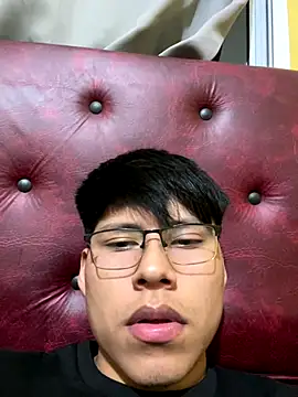 itrieddick online show from November 22, 2:21 am