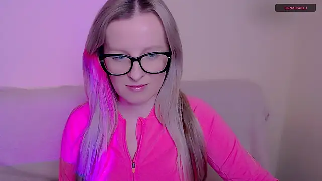 AllaLeomz online show from January 17, 12:32 pm