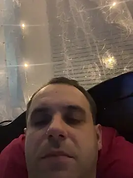 AndyLynn online show from November 6, 9:15 pm