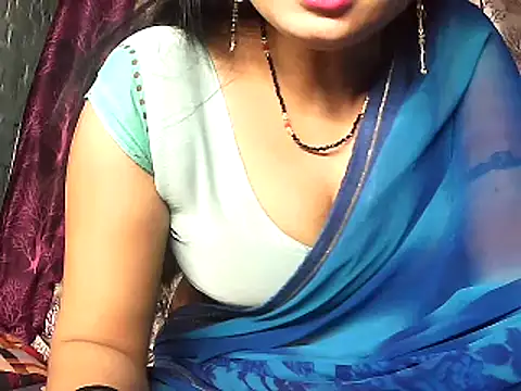 Snapshot of diksha--s chatting on November 28, 10:40 am diksha--s online show from November 28, 10:40 am