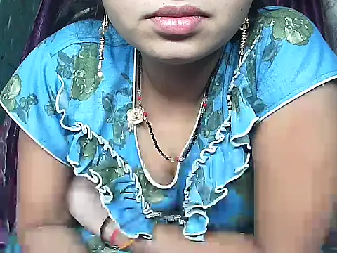 Snapshot of diksha--s chatting on December 18, 5:19 pm diksha--s online show from December 18, 5:19 pm