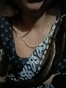 Snapshot of diksha--s chatting on May 30, 10:56 am diksha--s online show from May 30, 10:56 am