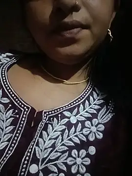 Snapshot of diksha--s chatting on June 5, 6:52 am diksha--s online show from June 5, 6:52 am