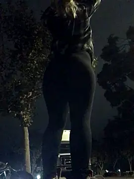 Snapshot of octaviatheillestt chatting on November 3, 12:50 pm octaviatheillestt online show from November 3, 12:50 pm