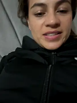 Snapshot of valentina_herrrera chatting on November 8, 2:56 am valentina herrrera online show from November 8, 2:56 am