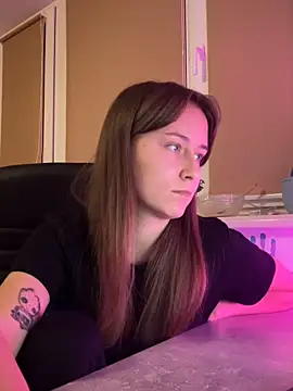 SinfulDream online show from October 18, 5:46 pm