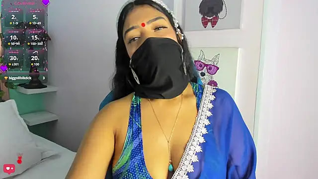 Iniya Parul online show from February 13, 1:51 pm