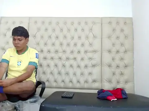 RayStewart  online show from November 15, 1:47 am