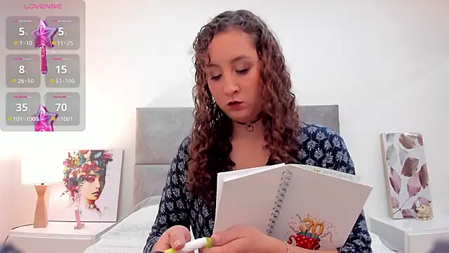 SharonMartini online show from November 4, 11:31 am