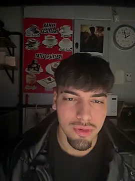 emir343475 online show from March 3, 10:59 pm