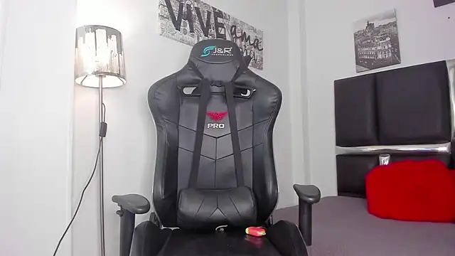 Shaira OS online show from November 8, 7:34 pm