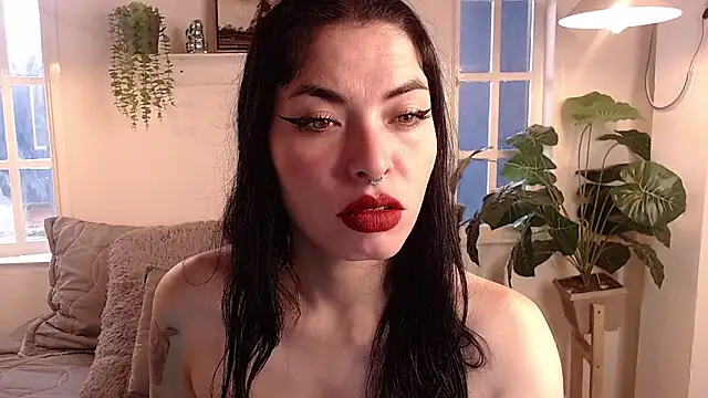 liafaith online show from November 8, 1:33 pm