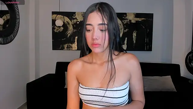 Snapshot of ScarlettBlaze_ chatting on December 5, 12:03 pm ScarlettBlaze online show from December 5, 12:03 pm