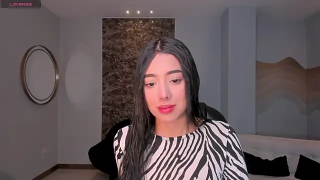 Snapshot of ScarlettBlaze_ chatting on December 16, 11:59 am ScarlettBlaze online show from December 16, 11:59 am