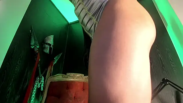 Snapshot of Master_Connor_BDSM chatting on November 18, 9:08 pm Master Connor BDSM online show from November 18, 9:08 pm