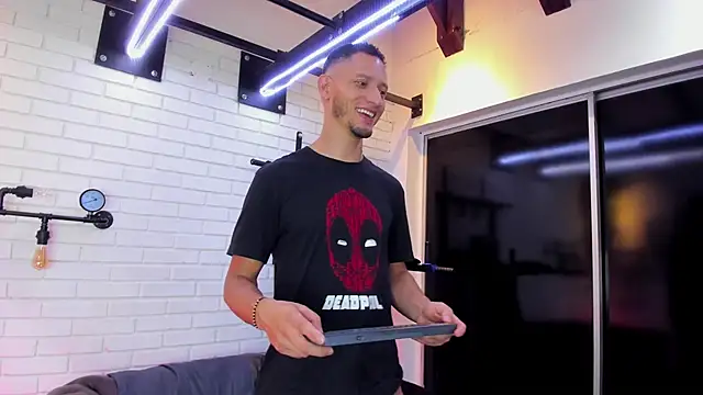 GabrielDraiven online show from November 13, 7:35 pm