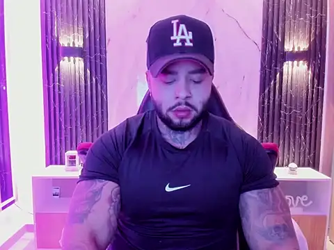 marcusfit1 online show from October 21, 1:17 am