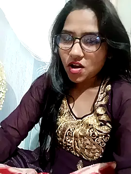 Vanshika1432 online show from November 10, 5:01 pm