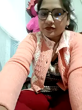 Vanshika1432 online show from December 18, 5:13 am