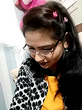 Vanshika1432 online show from December 20, 4:52 am