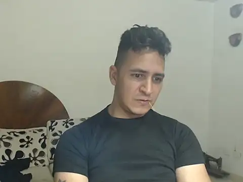 DarkTheKing online show from November 4, 4:11 am