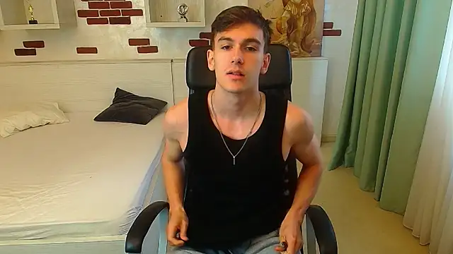 BradyFlint online show from November 5, 11:21 am