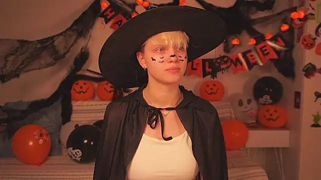 puffimini online show from October 31, 1:01 pm