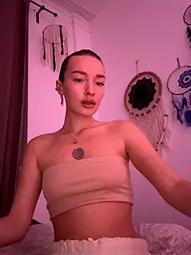 Snapshot of versediamond chatting on October 29, 11:06 pm versediamond online show from October 29, 11:06 pm