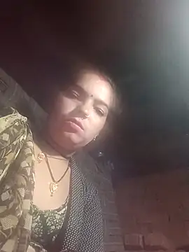 Snapshot of M-MAYA chatting on November 14, 5:11 pm M-MAYA online show from November 14, 5:11 pm