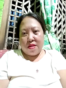 Snapshot of lovenaya chatting on October 16, 2:18 pm lovenaya online show from October 16, 2:18 pm