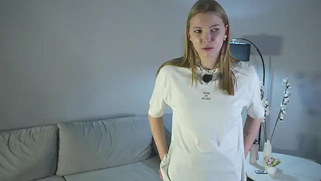 EviaCocola online show from October 17, 11:35 am