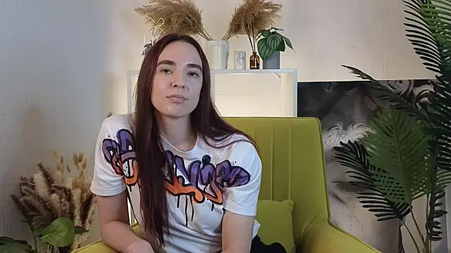 JiOverkamp online show from October 17, 1:46 pm