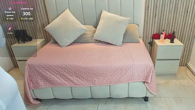 Aziz daud online show from November 21, 12:15 pm