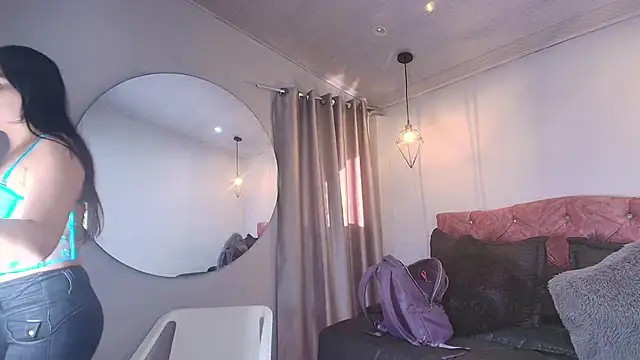 Snapshot of ivy_bonnie chatting on November 29, 11:46 am ivy bonnie online show from November 29, 11:46 am