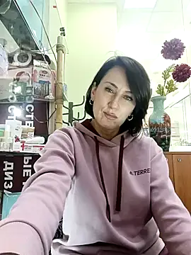 Snapshot of Luna_7777 chatting on November 4, 1:54 pm Luna 7777 online show from November 4, 1:54 pm