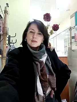 Snapshot of Luna_7777 chatting on November 12, 10:48 am Luna 7777 online show from November 12, 10:48 am