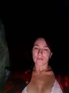 Snapshot of Luna_7777 chatting on November 16, 10:15 pm Luna 7777 online show from November 16, 10:15 pm