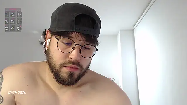 SugaredDigit online show from December 10, 1:00 am