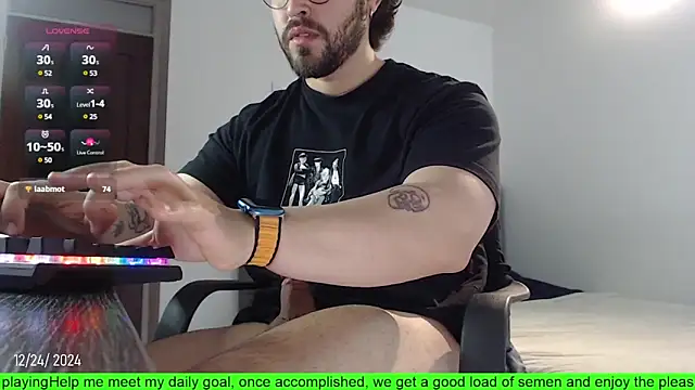 SugaredDigit online show from December 24, 5:23 pm