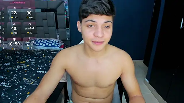 Snapshot of baby_david_03 chatting on December 1, 11:54 pm baby david 03 online show from December 1, 11:54 pm