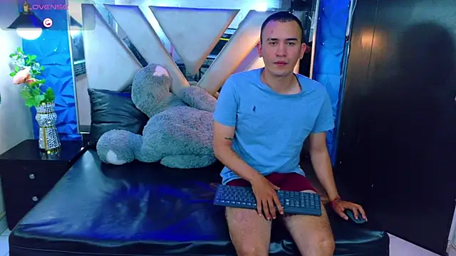 TemptationDual online show from January 15, 7:06 pm