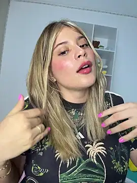 Snapshot of _Alicee_1 chatting on November 10, 3:27 am Alicee 1 online show from November 10, 3:27 am