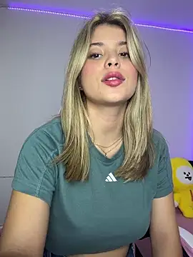 Snapshot of _Alicee_1 chatting on November 14, 2:43 am Alicee 1 online show from November 14, 2:43 am