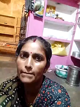 Snapshot of Pooja_shre chatting on November 3, 1:51 am Pooja shre online show from November 3, 1:51 am