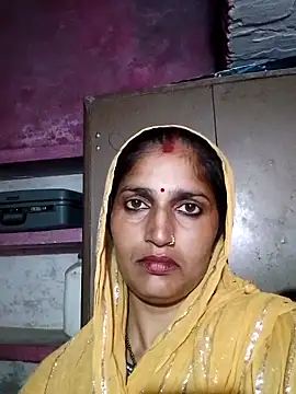 Snapshot of Pooja_shre chatting on November 3, 2:40 pm Pooja shre online show from November 3, 2:40 pm