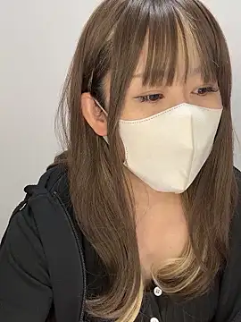 Snapshot of sakina-07 chatting on December 18, 1:39 pm sakina-07 online show from December 18, 1:39 pm